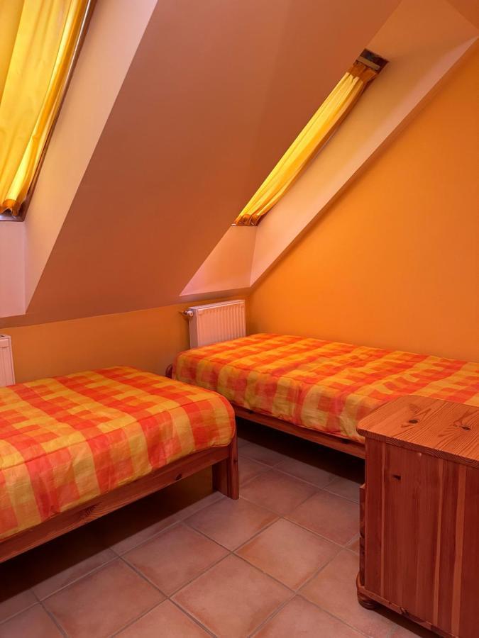 Apartment Roman Villa Heviz Bagian luar foto